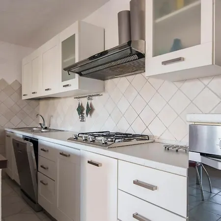 Acqua E Tramonto Апартаменты *